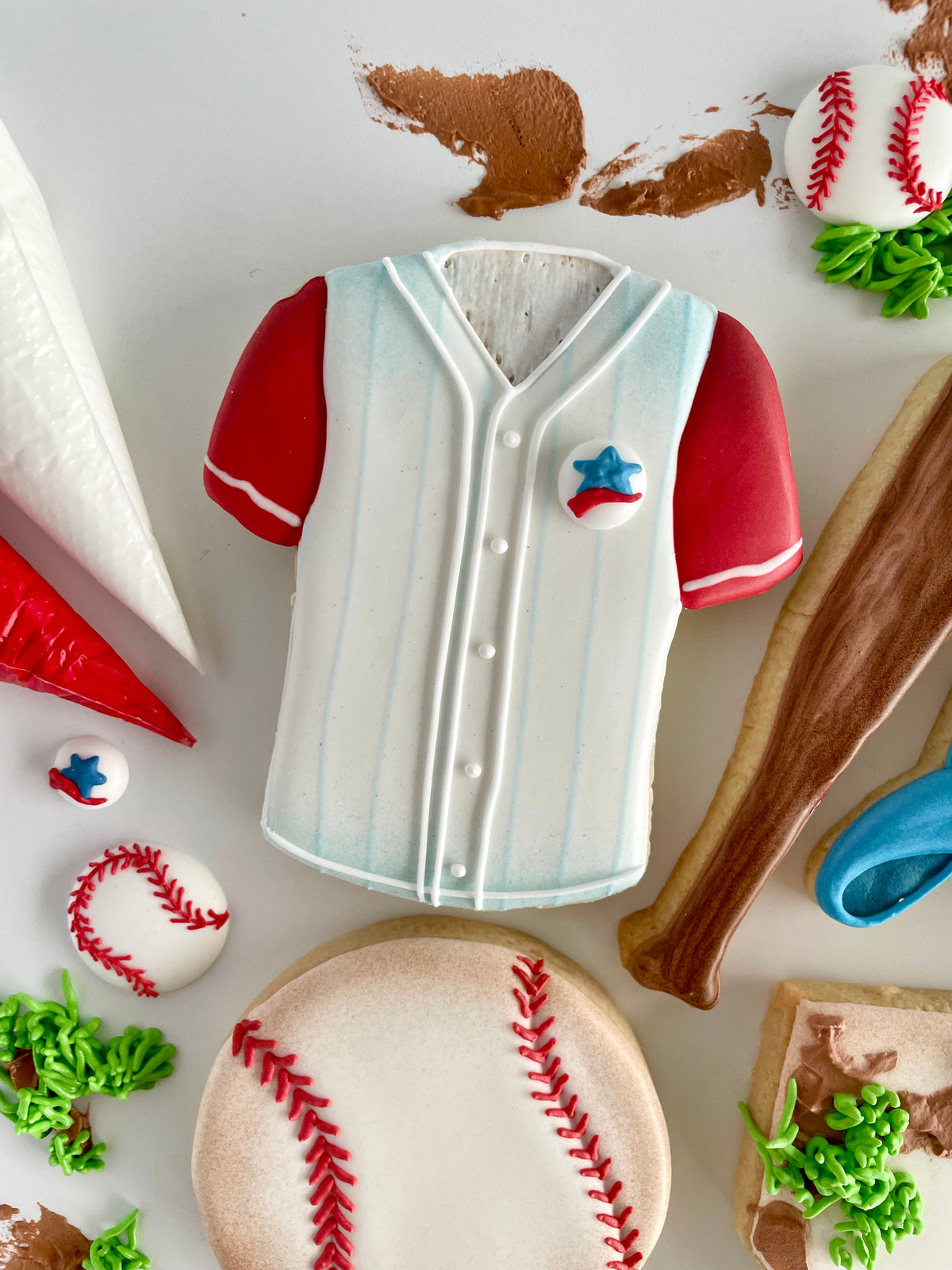 Lolly&#39;s Home Kitchen Classic Baseball Cookie Cutter Set