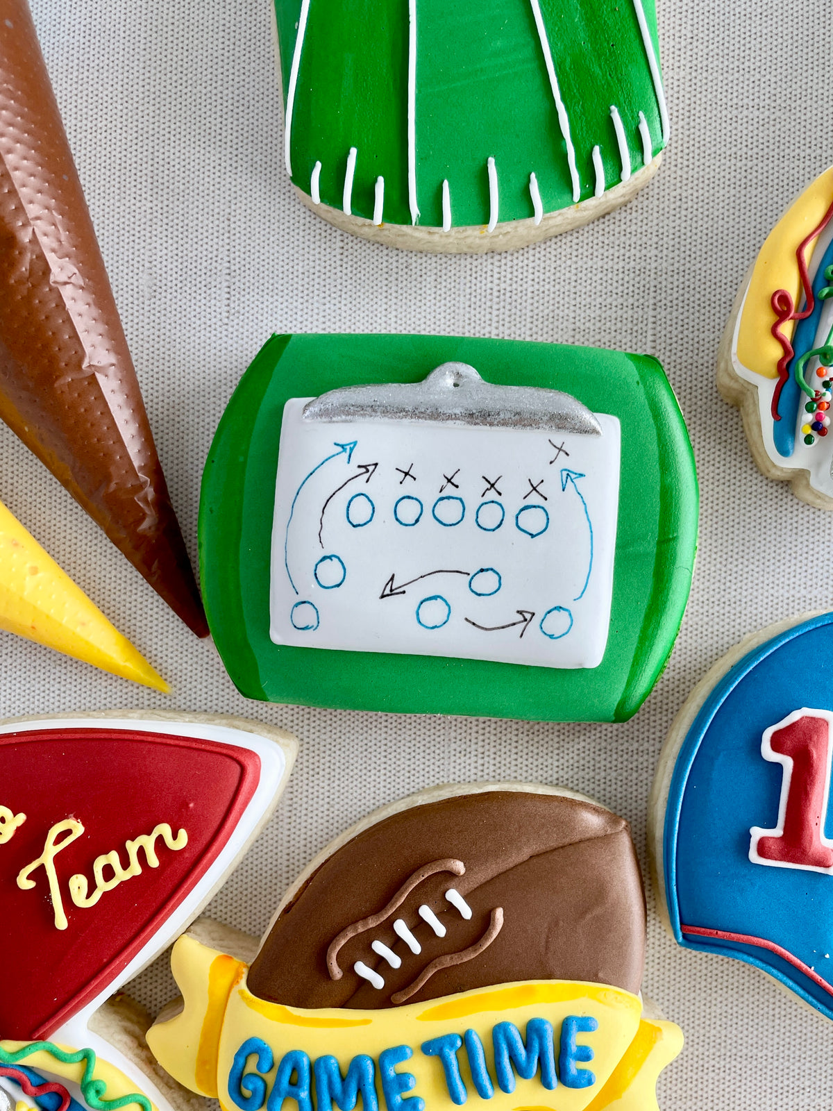 Lolly&#39;s Home Kitchen Football FUNatics Class Cookie Cutters