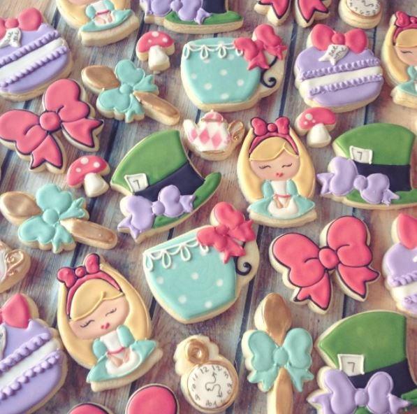 Alice Cookie Cutter - Sweetleigh 