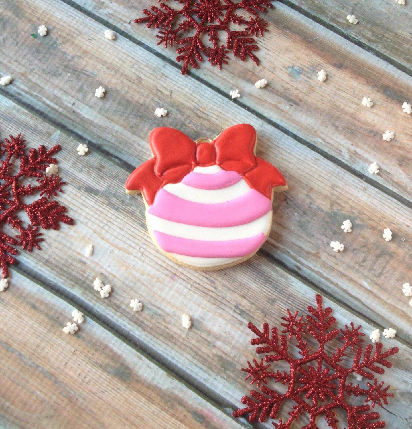 Circle with Bow Cookie Cutter - Sweetleigh 