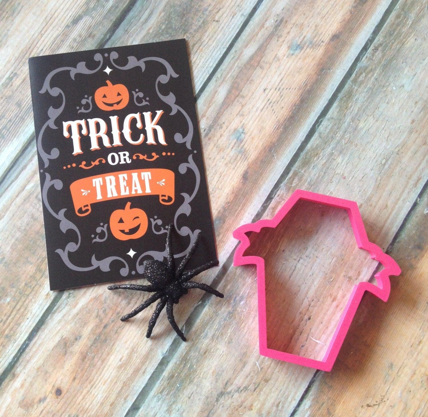 Coffin with Banner Cookie Cutter - Sweetleigh 