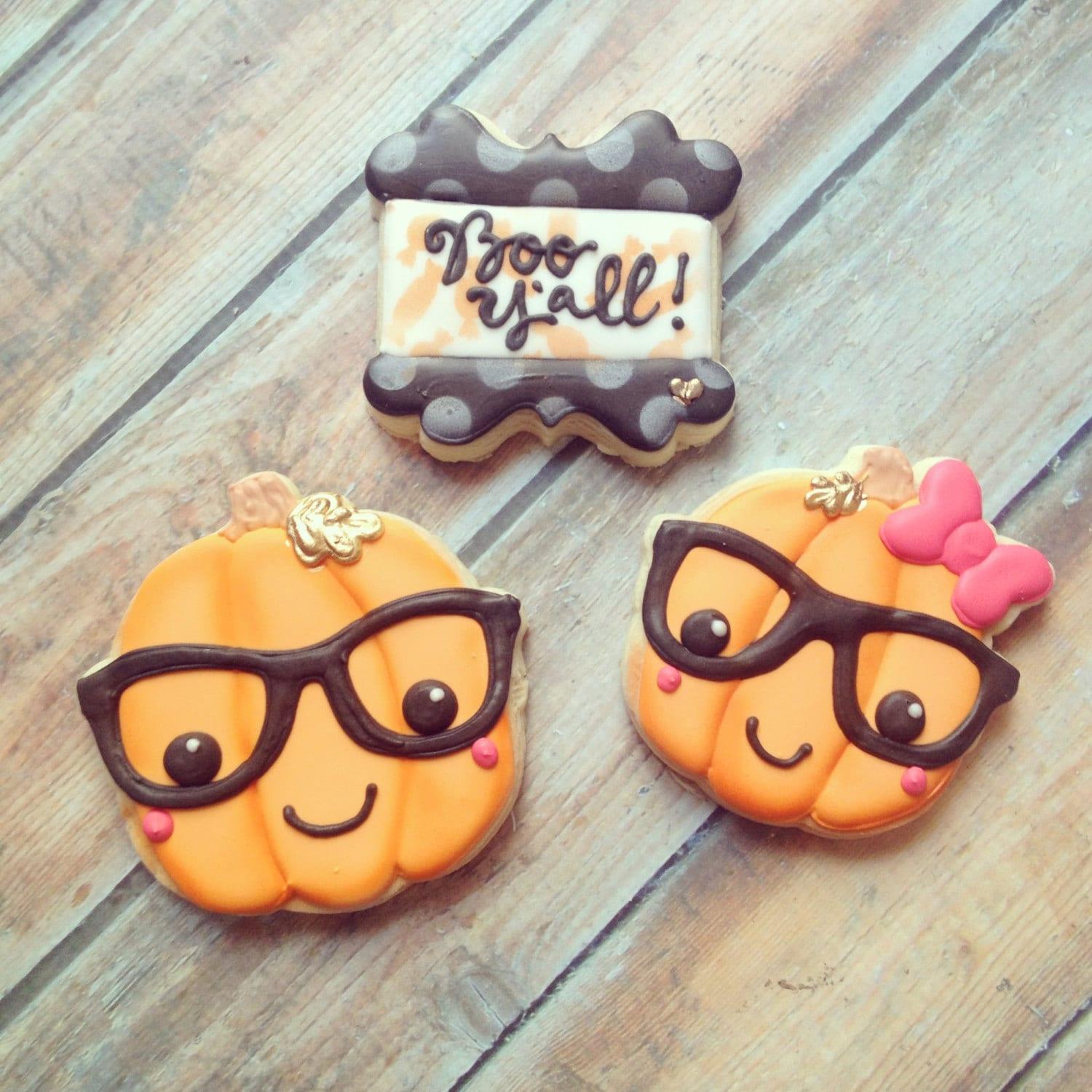 Girly Hipster Pumpkin Cookie Cutter - Sweetleigh 