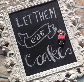 Glam Cake Stand Cookie Cutter - Sweetleigh 