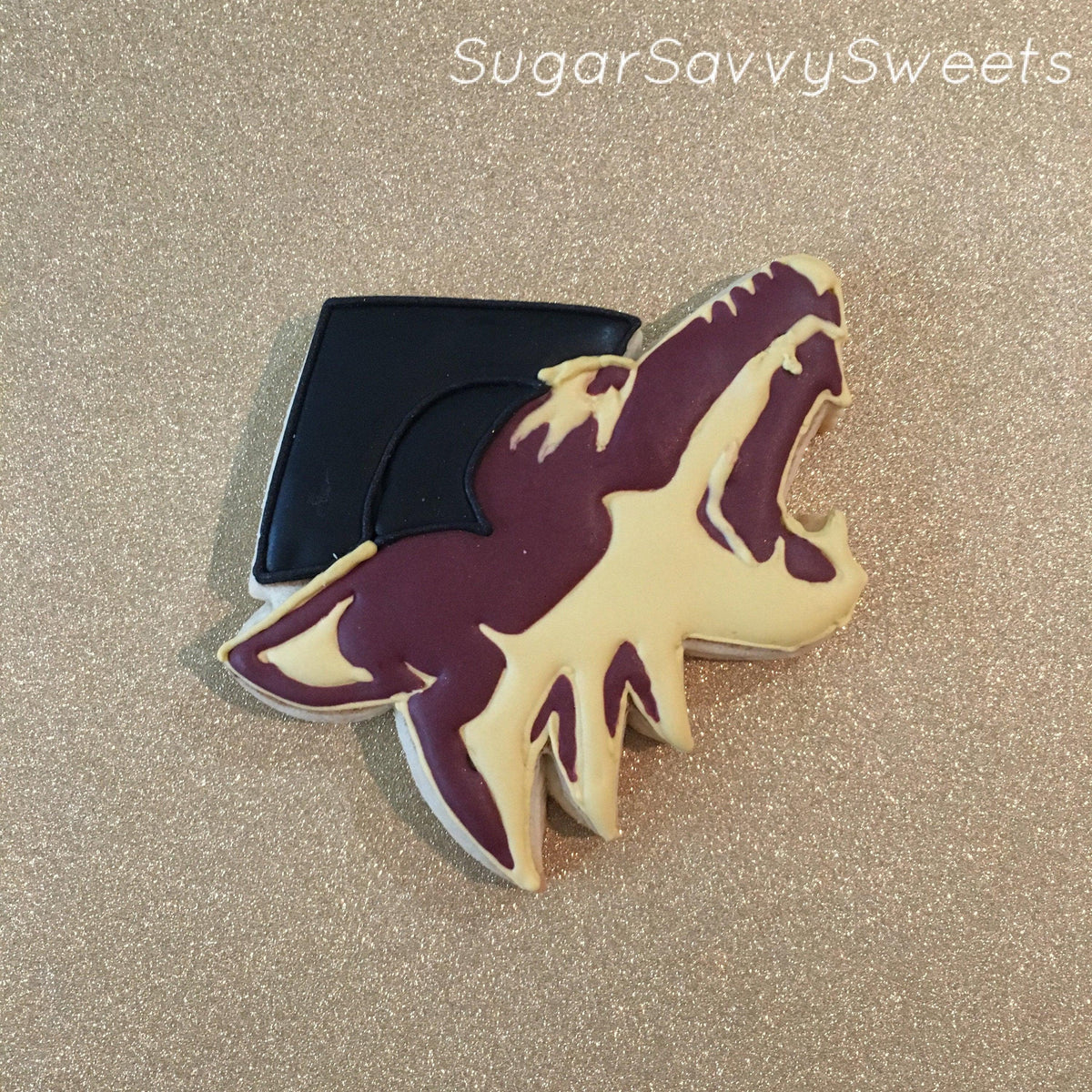 Graduation Coyote Cookie Cutter - Sweetleigh 