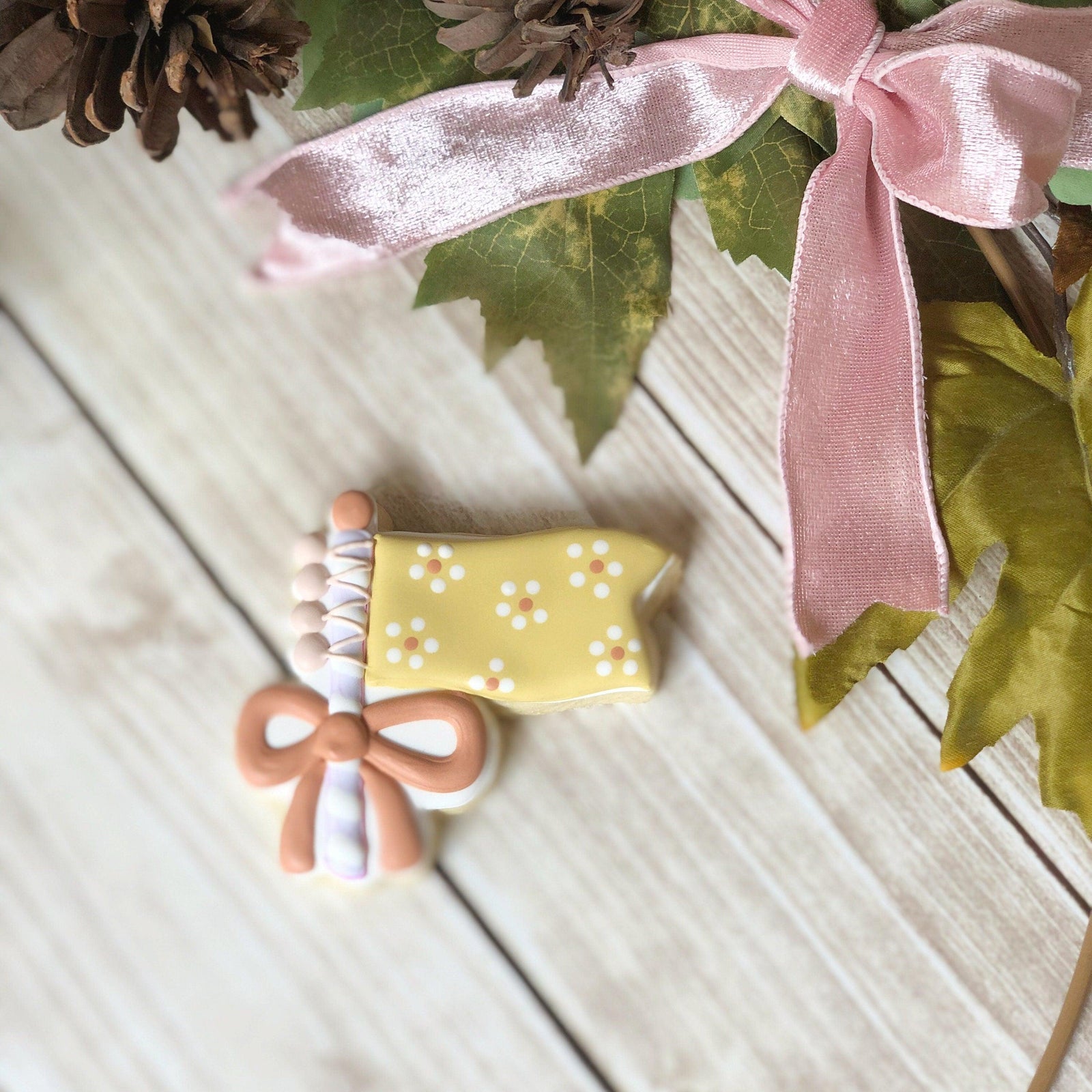 Grateful Pennant Cookie Cutter - Sweetleigh 