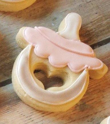 Pacifier with Heart Cookie Cutter - Sweetleigh 
