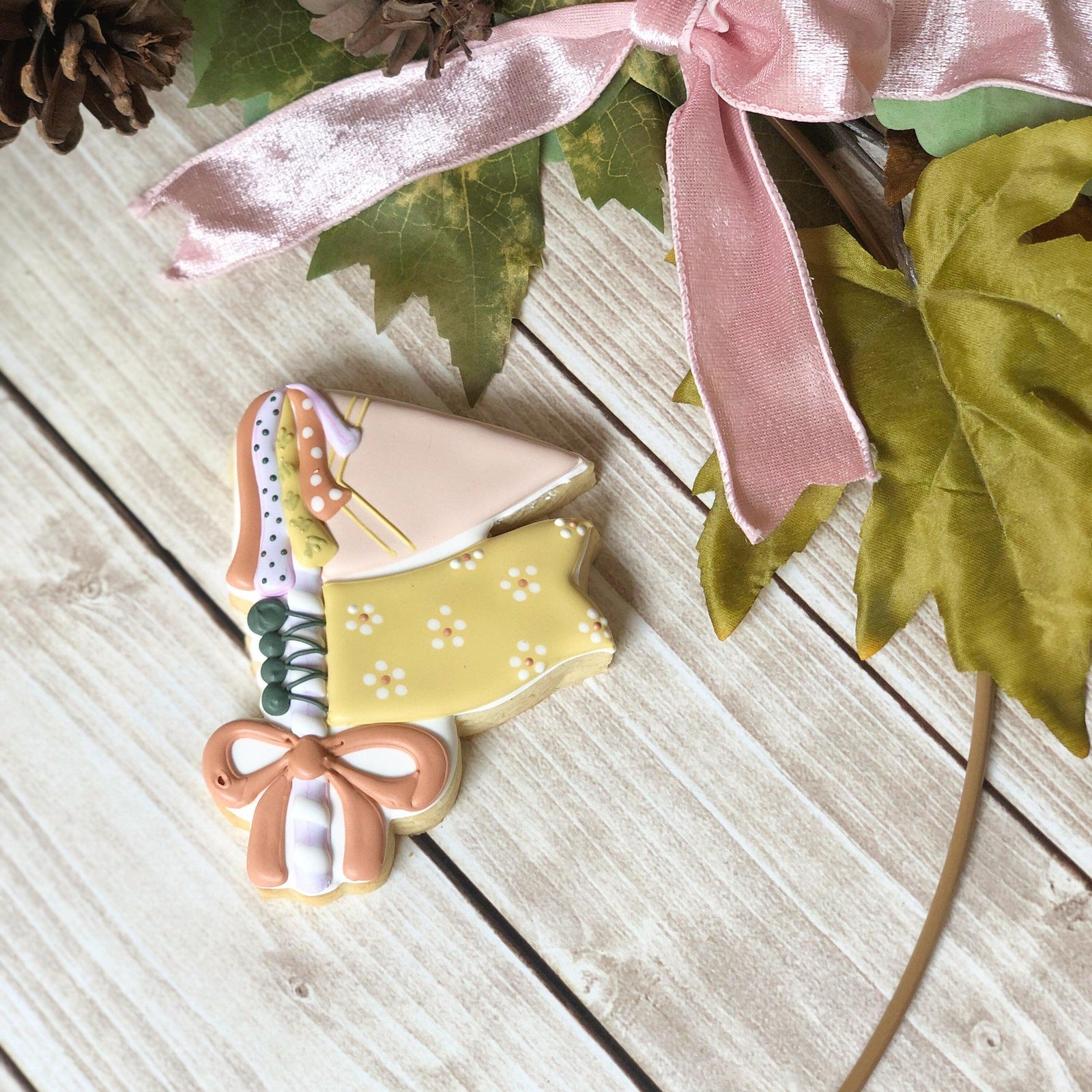 Pennant Wand 1 Cookie Cutters - Sweetleigh 