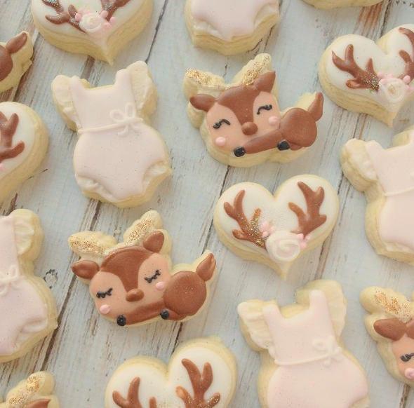 Sleepy Deer Cookie Cutter - Sweetleigh 